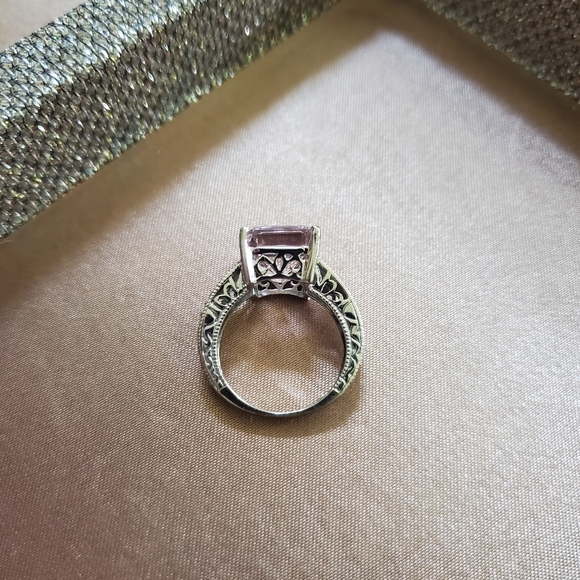 10k White Gold Pink Topaz Ring - Picture 4 of 10